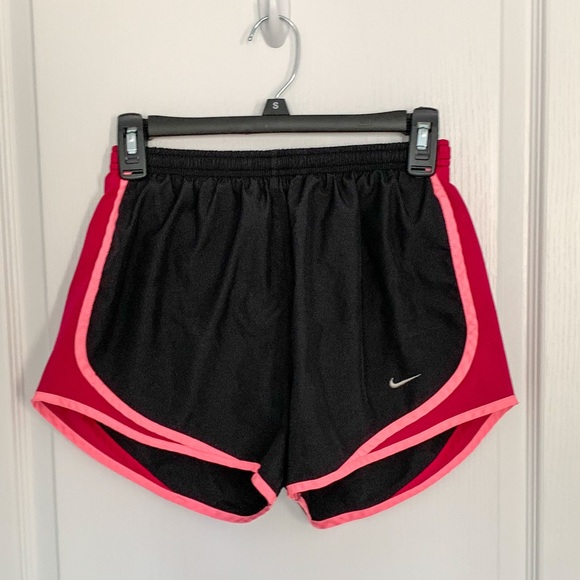 Nike Women’s Dri-Fit 3” Tempo Running Shorts Pink - Picture 1 of 4
